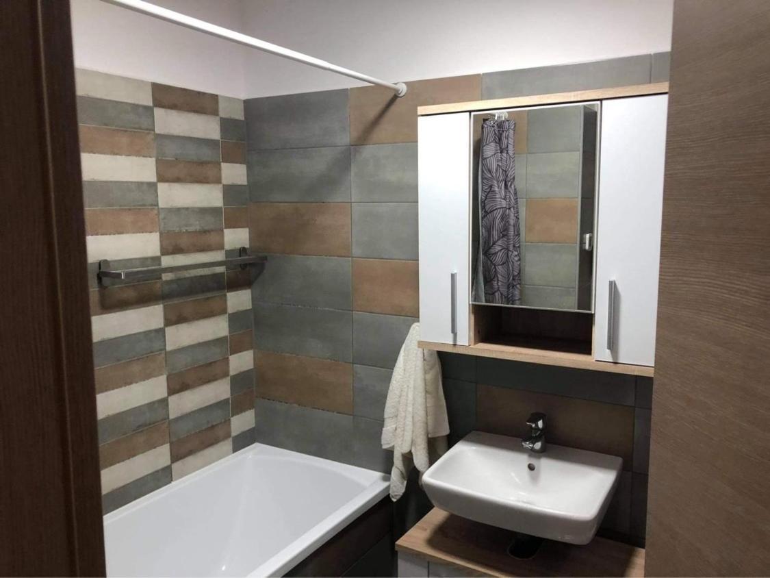 LIDO nappali + 3 háló apartman Balatonlelle Exterior foto